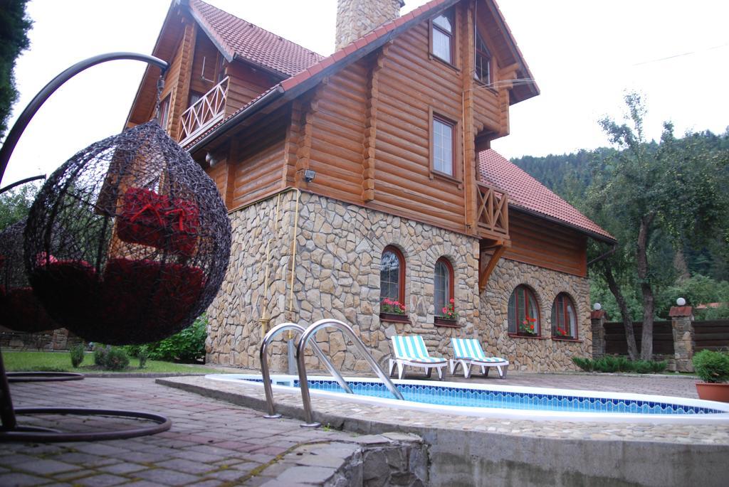 Villa Bilogirya ยาเรมชา ภายนอก รูปภาพ